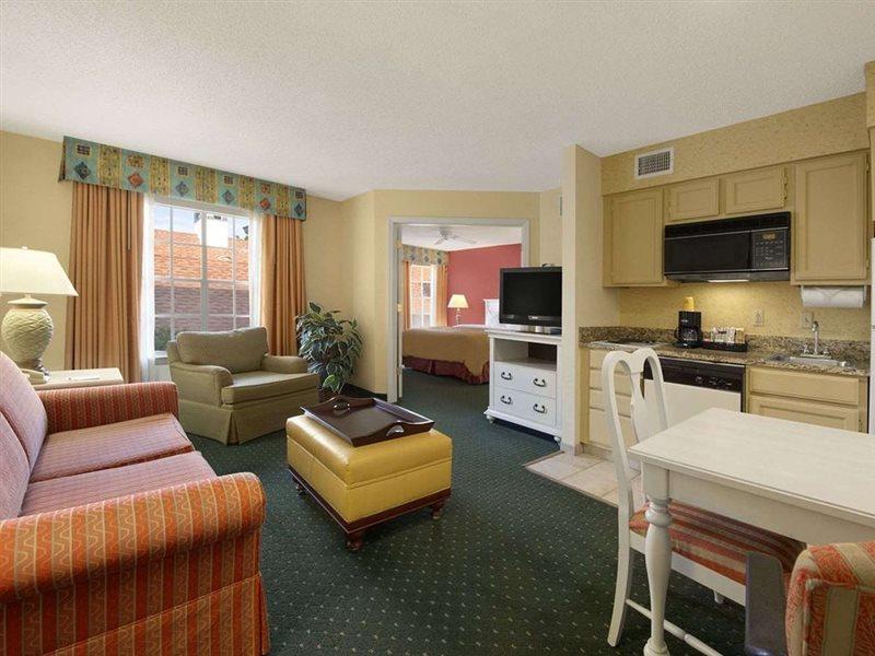 Hawthorn Suites By Wyndham Jacksonville Exterior photo