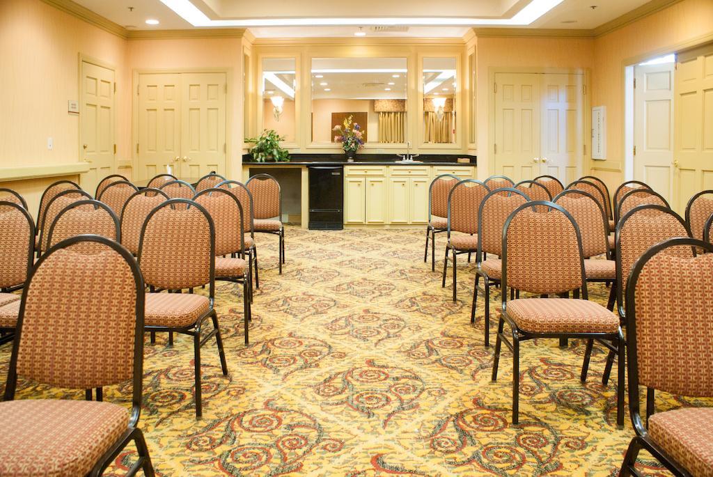 Hawthorn Suites By Wyndham Jacksonville Exterior photo